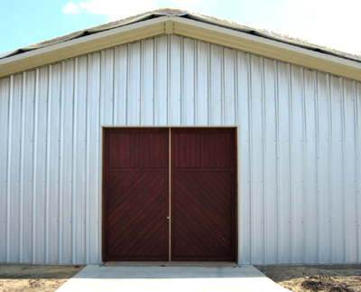 Texas Timber Wolf workshop construction - Barn Doors Closed.
